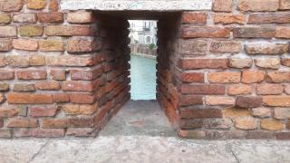 Castelvecchio, originariamente chiamato Castello di San Martino in Aquaro, è un castello di Verona attualmente adibito a ospitare il museo civico._6